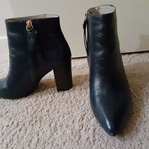 Boden Bootie - Navy